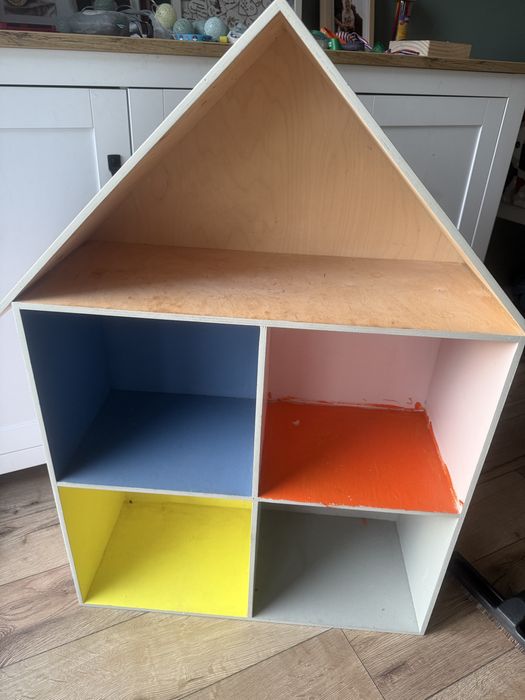 Domek dla lelek ze sklejki