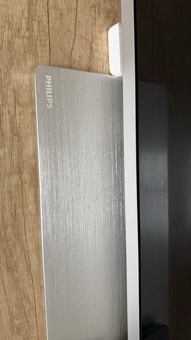 Телевізор на запчастини philips 75 діагональ