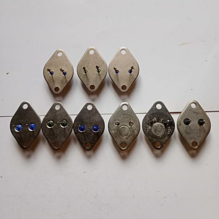 Tranzystor RCA RY4A, Philips BU205, BU204, Tunsgram BUY12T, AD1204