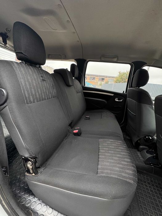 Dacia Logan 1.6 ГБО 2010 пасажир обслужений