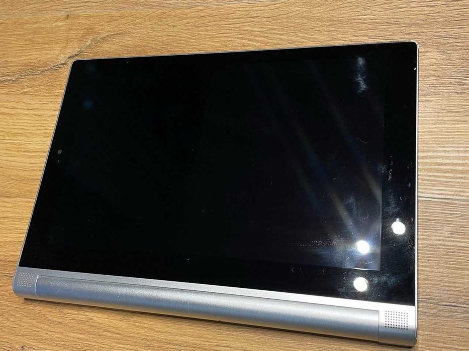 Sprzedam tablet Lenovo Yoga Tablet 2-1050L (10.1")