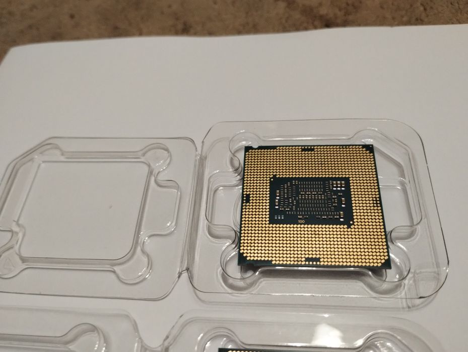 Процесор intel celeron g4900 1151v2