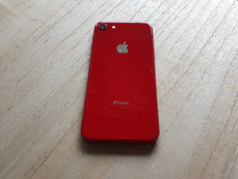 Apple iPhone 8 Red
