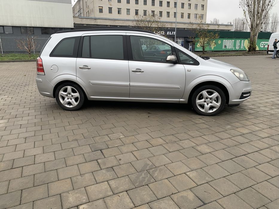 Opel Zafira 2007 року