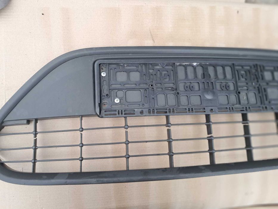 Запчастини до бампера