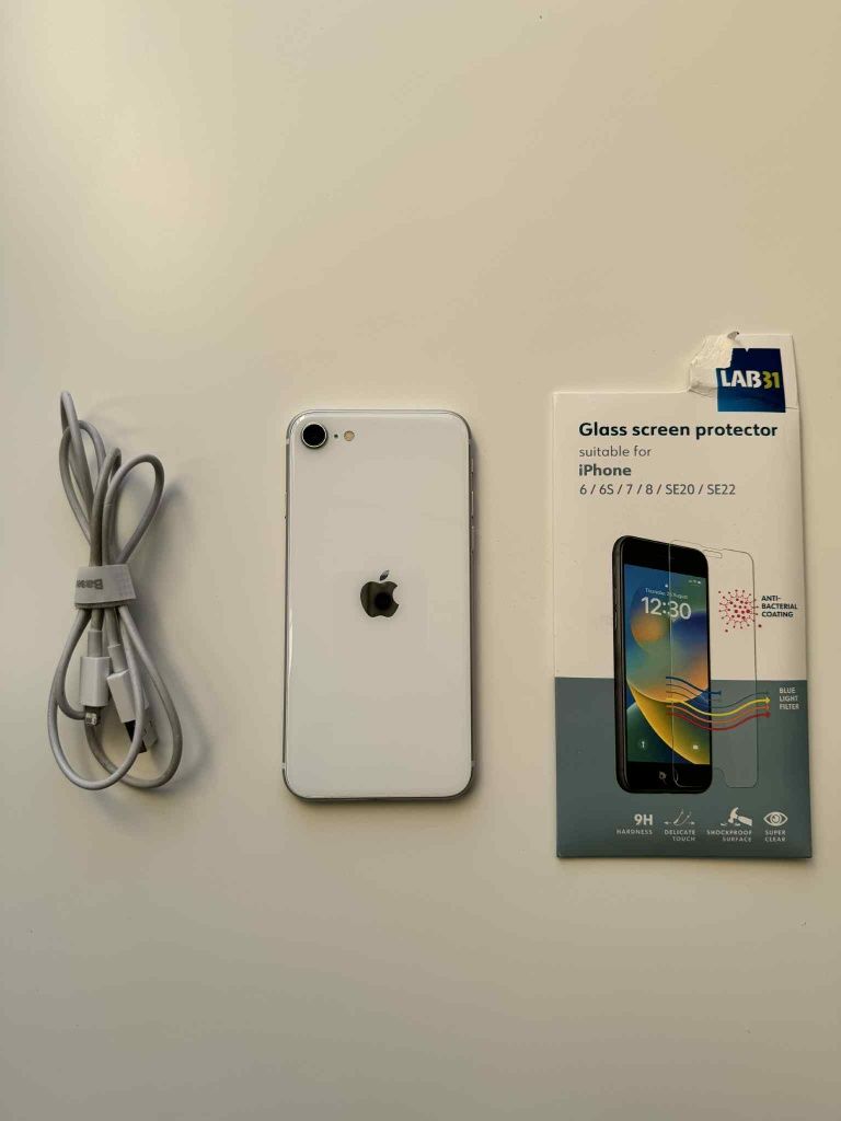 iPhone SE 2020 (2 gen.) 64GB I stan IDEALNY 100% baterii