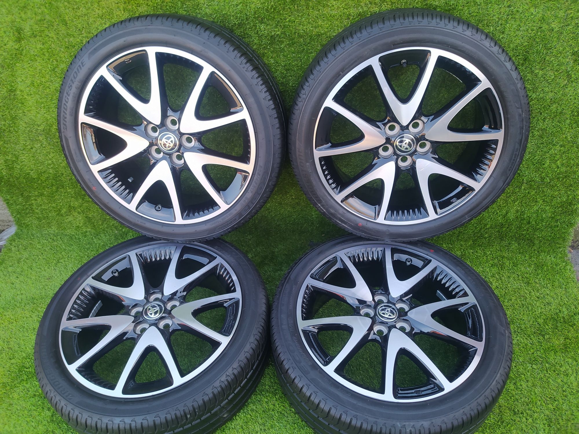 Felgi koła Toyota Yaris lV 205/45 r17 Lato
