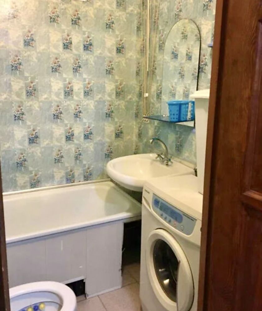 Продаж квартири Виставка!