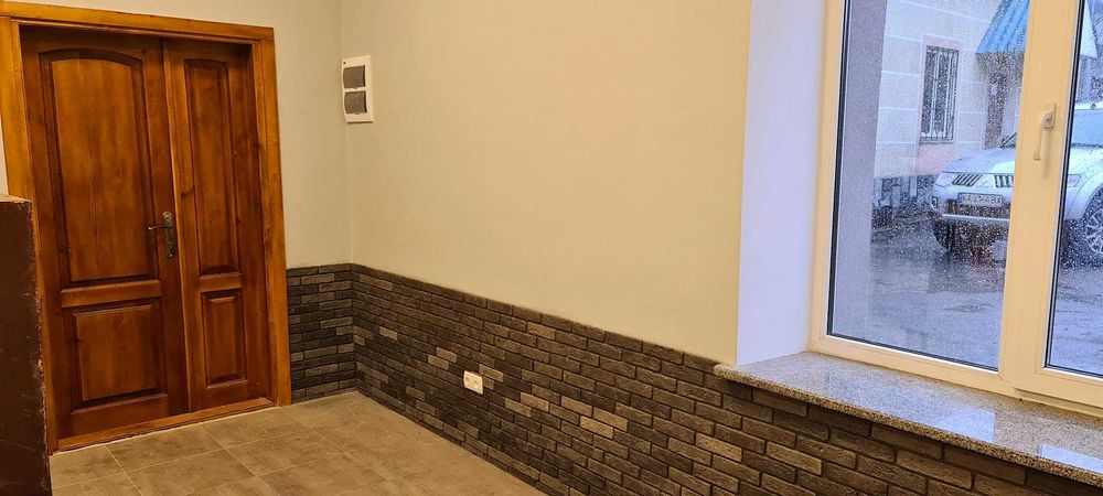 Оренда офісного приміщення в центрі Звягеля — вул. Соборності, 14а