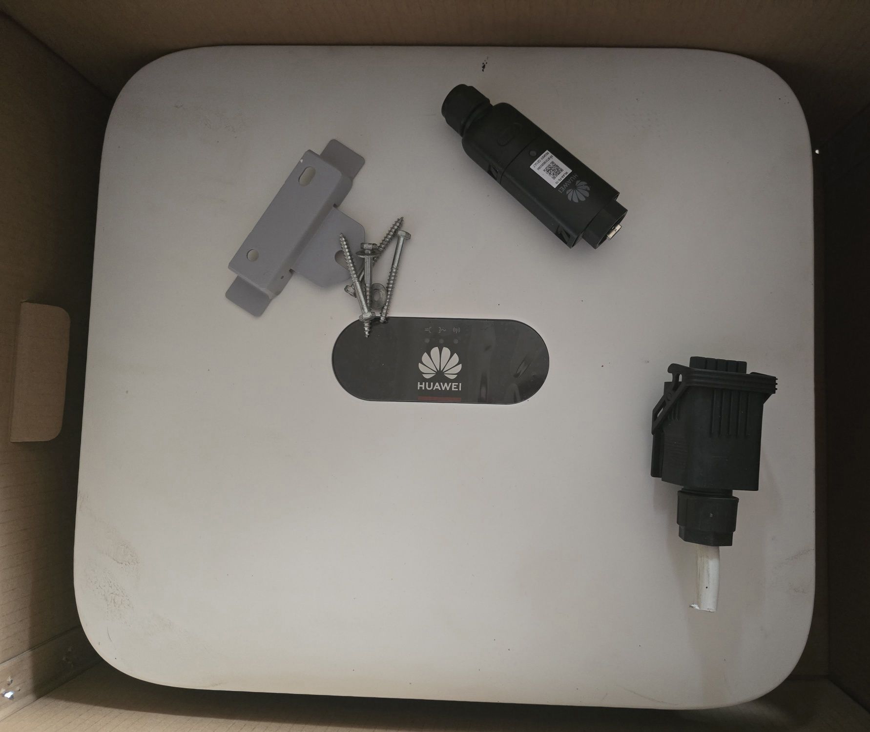 Falownik Huawei dobry stan