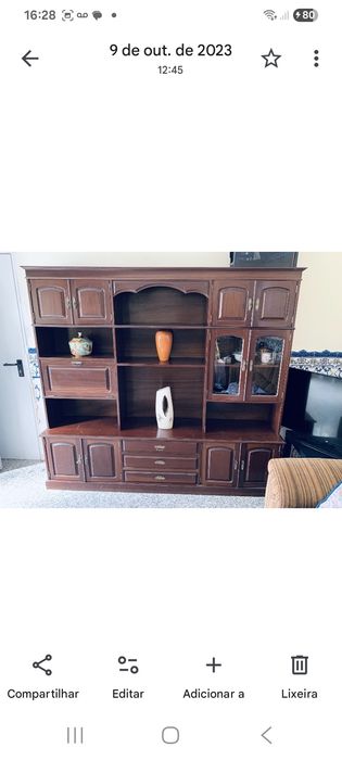 Estante em madeira