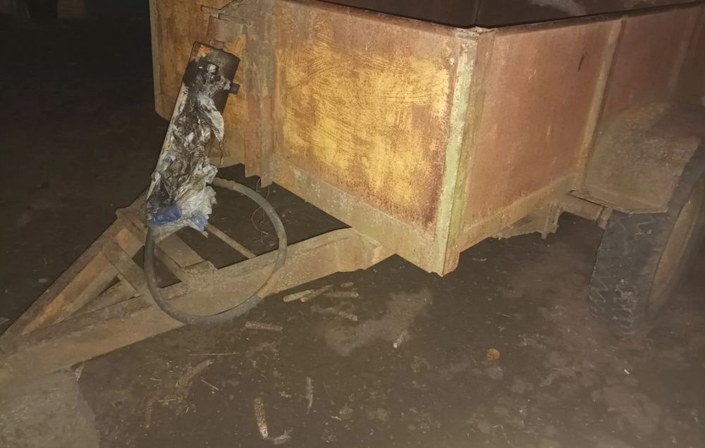 Причіп прицеп одноосний