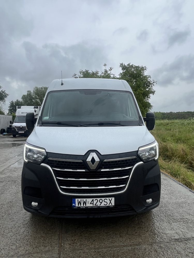 Wypożyczalnia busów, samochody dostawcze RENAULT MASTER 2022r Rzeszów!