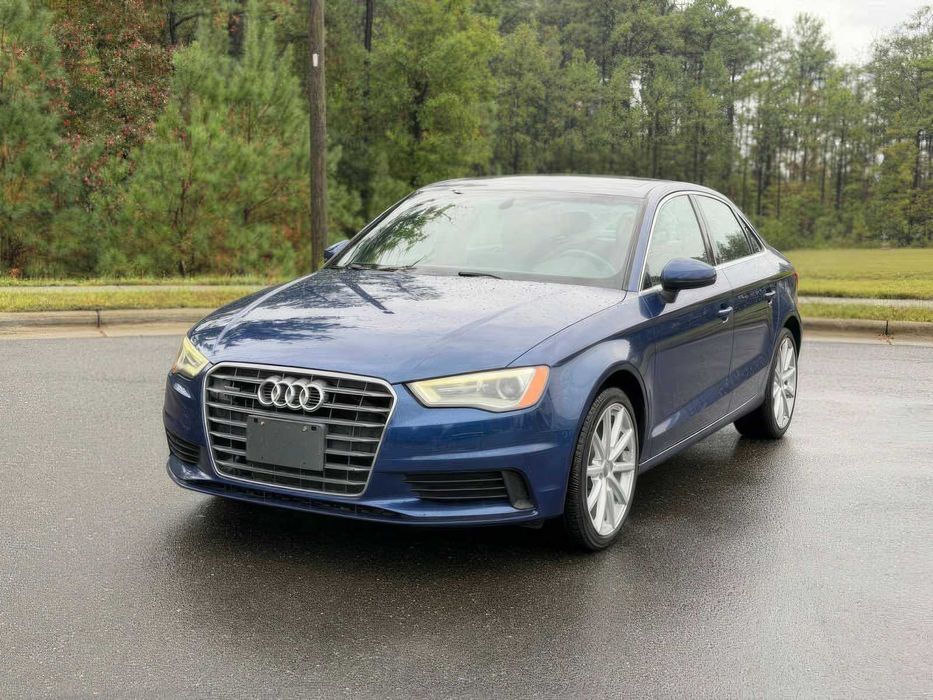 Audi A3      2015