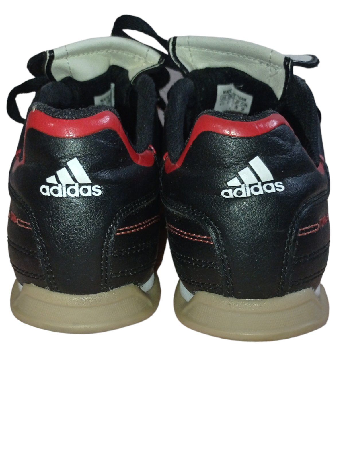 Футзалки Adidas 35 р.