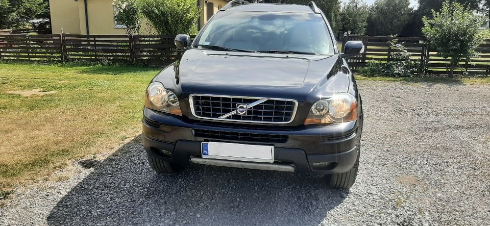 Volvo   XC90  lift   2.4d   185k   Manual  4x4