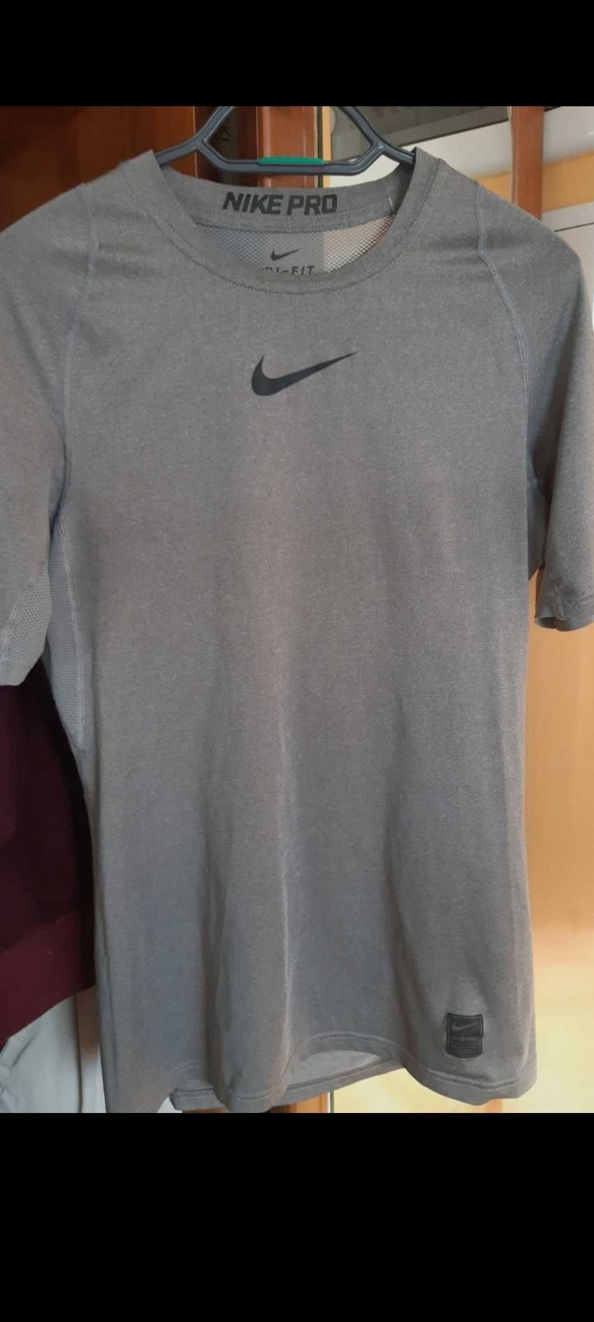 Koszulka Nike szara