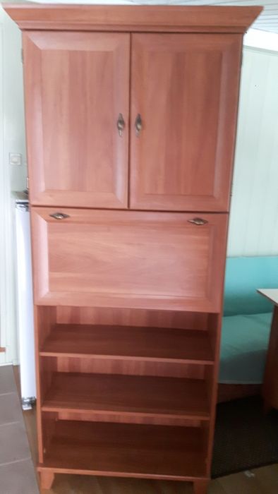 Meble do salonu komody witryny