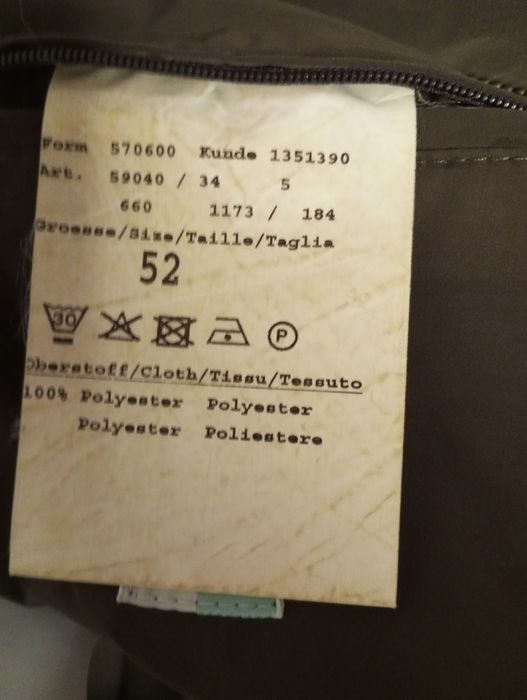 Вітровка бренд bugatti. Розмір 52.