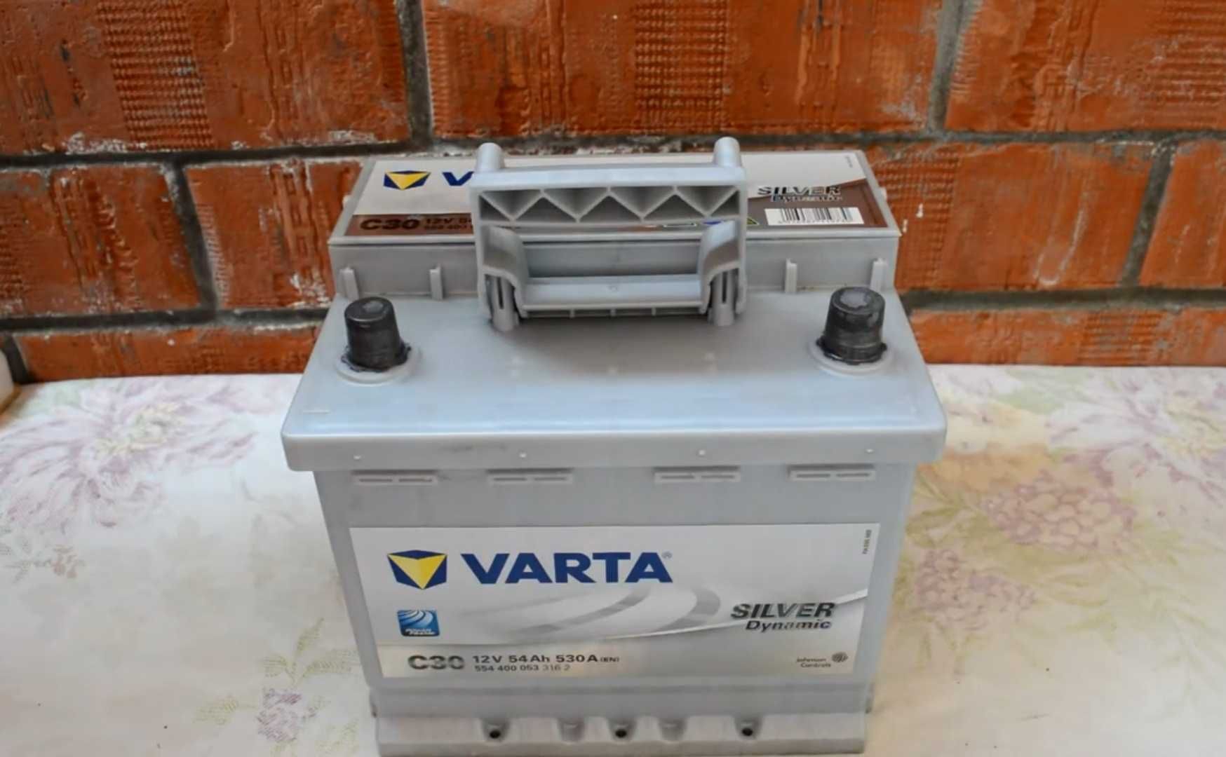 аккумулятор для блекаута Varta C30 Silver Dynamic 12В 54Аh C30 530A