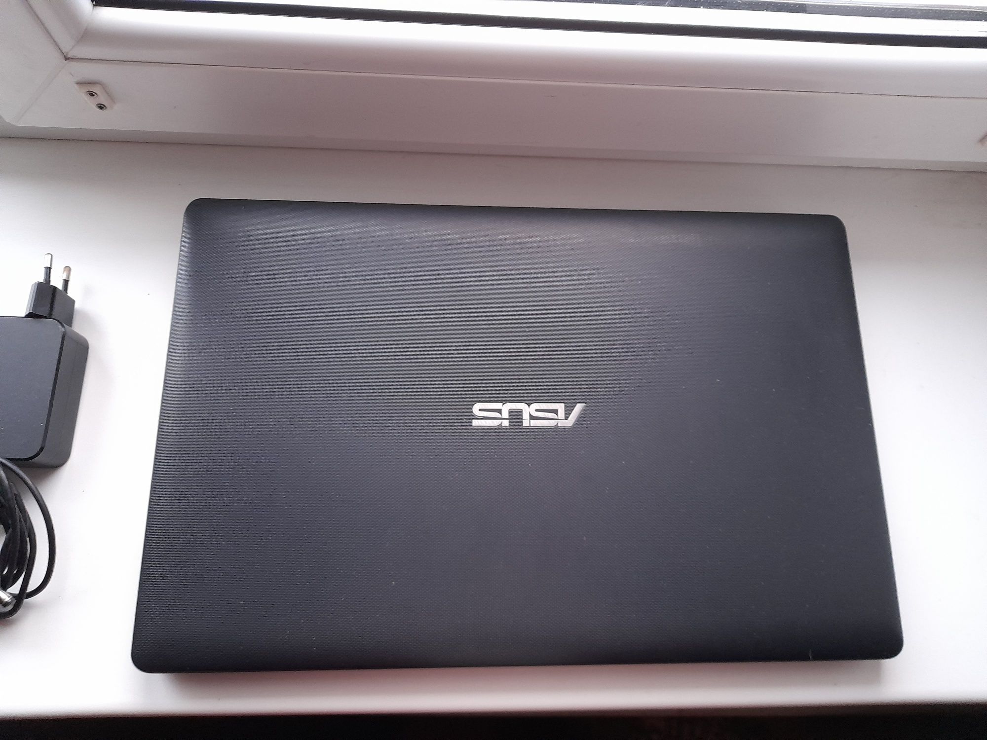 Ноудбук ASUS R513C