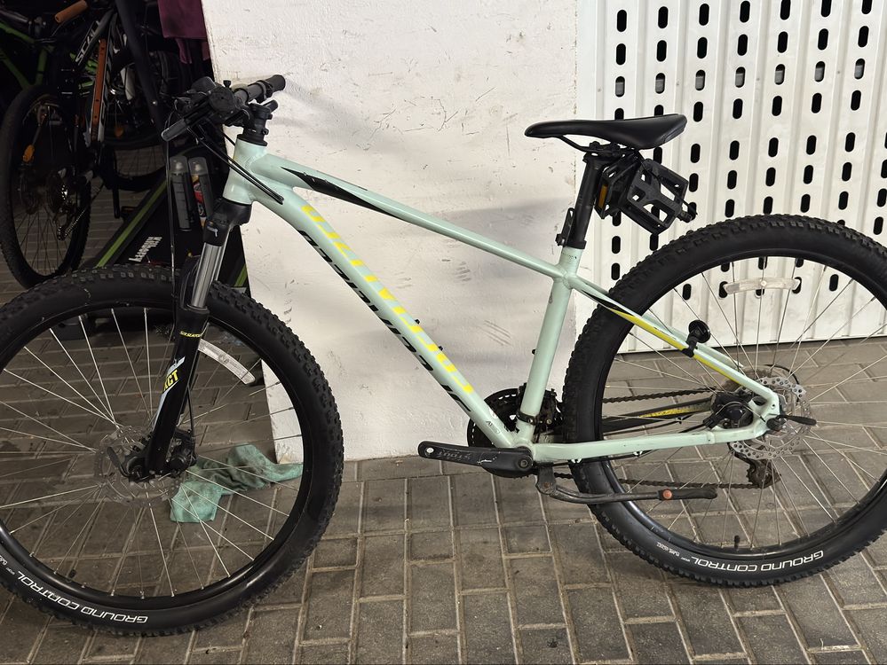 Specialized Pitch rama S kola 27.5