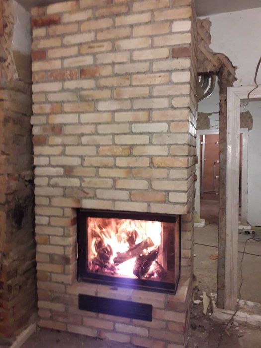 Углові дверки для каміна