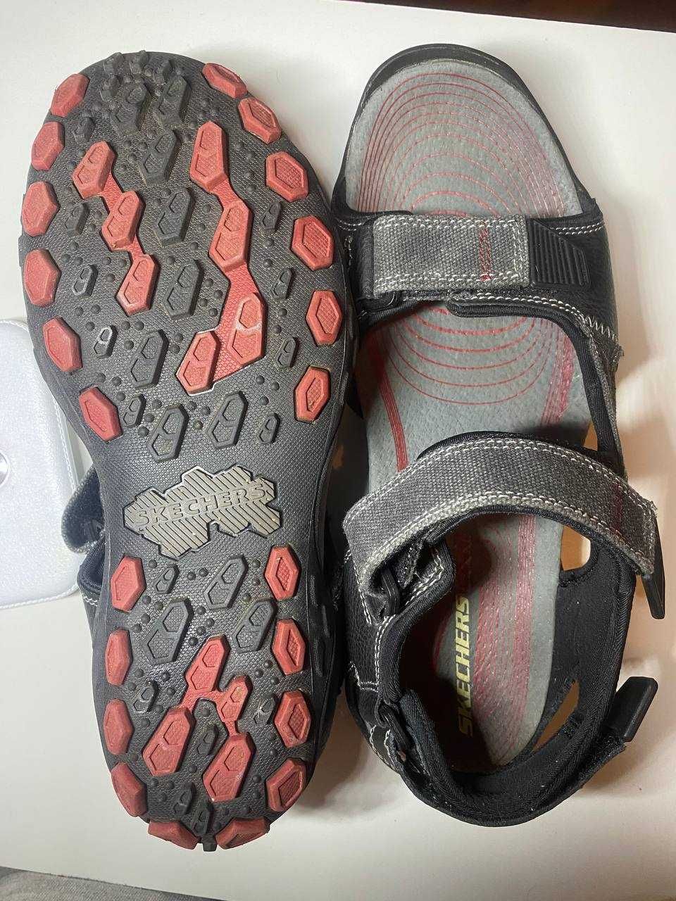 Сандалі Skechers