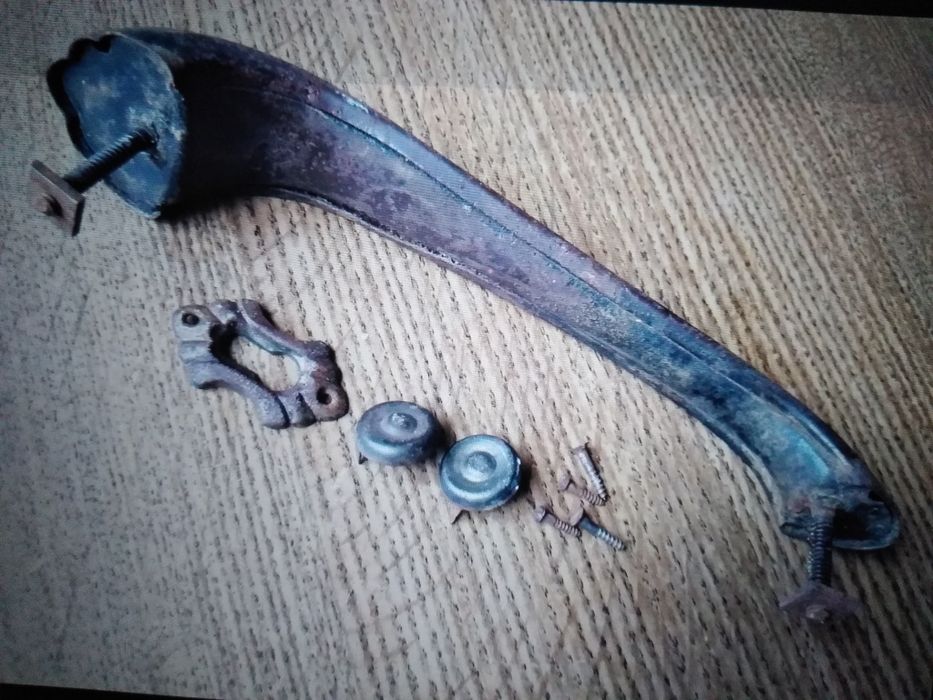 Zamienię lub sprzedam okucia stolarskie...