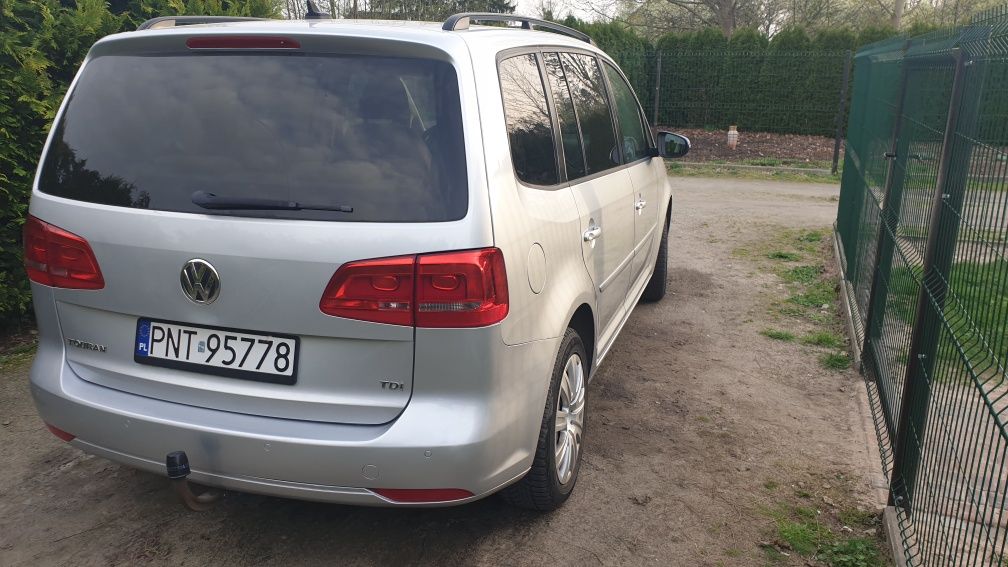 Vw Touran 1.6 tdi  7osobowy navi klima