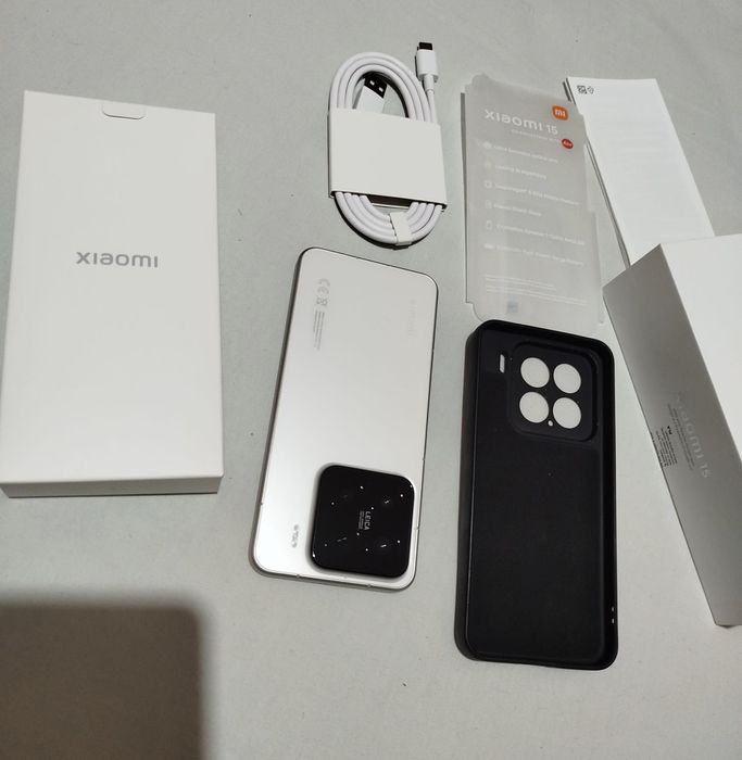 Xiaomi 15 um mes de uso 512Gb capa caixa e pelicula e cabo de origem