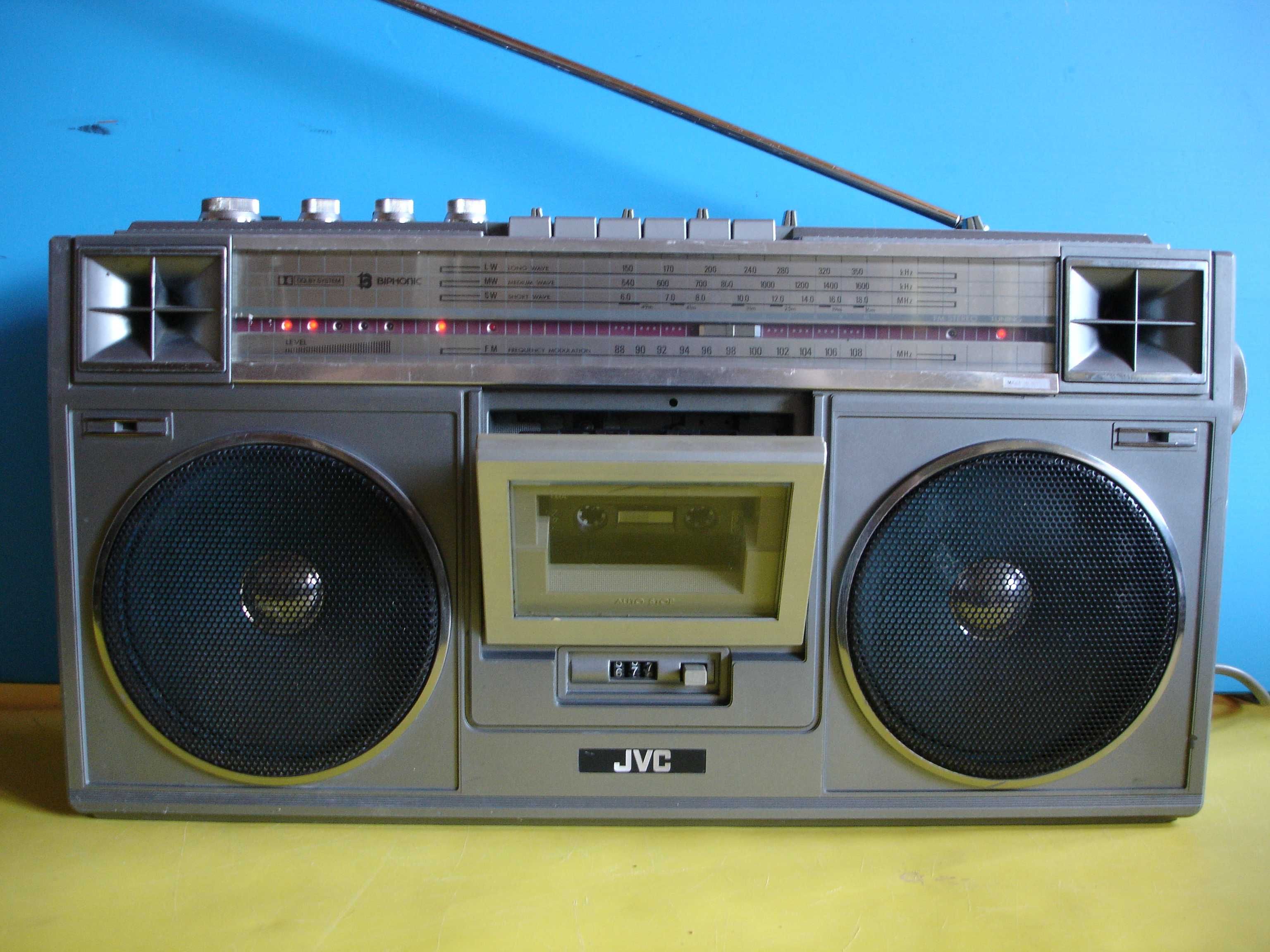 Radiomagnetofon JVC RC-656LBII