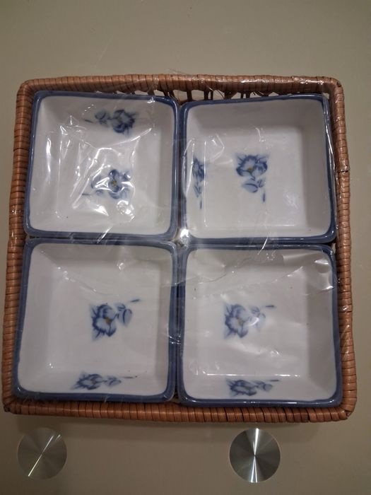 Продам менажницю. Нова.