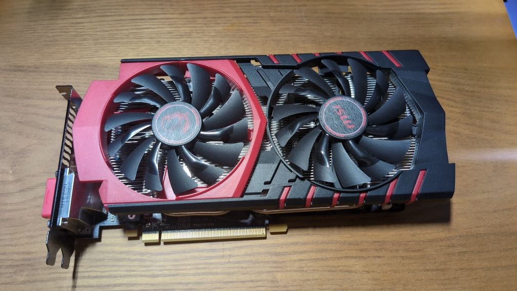 Radeon R7 370 GAMING 4G