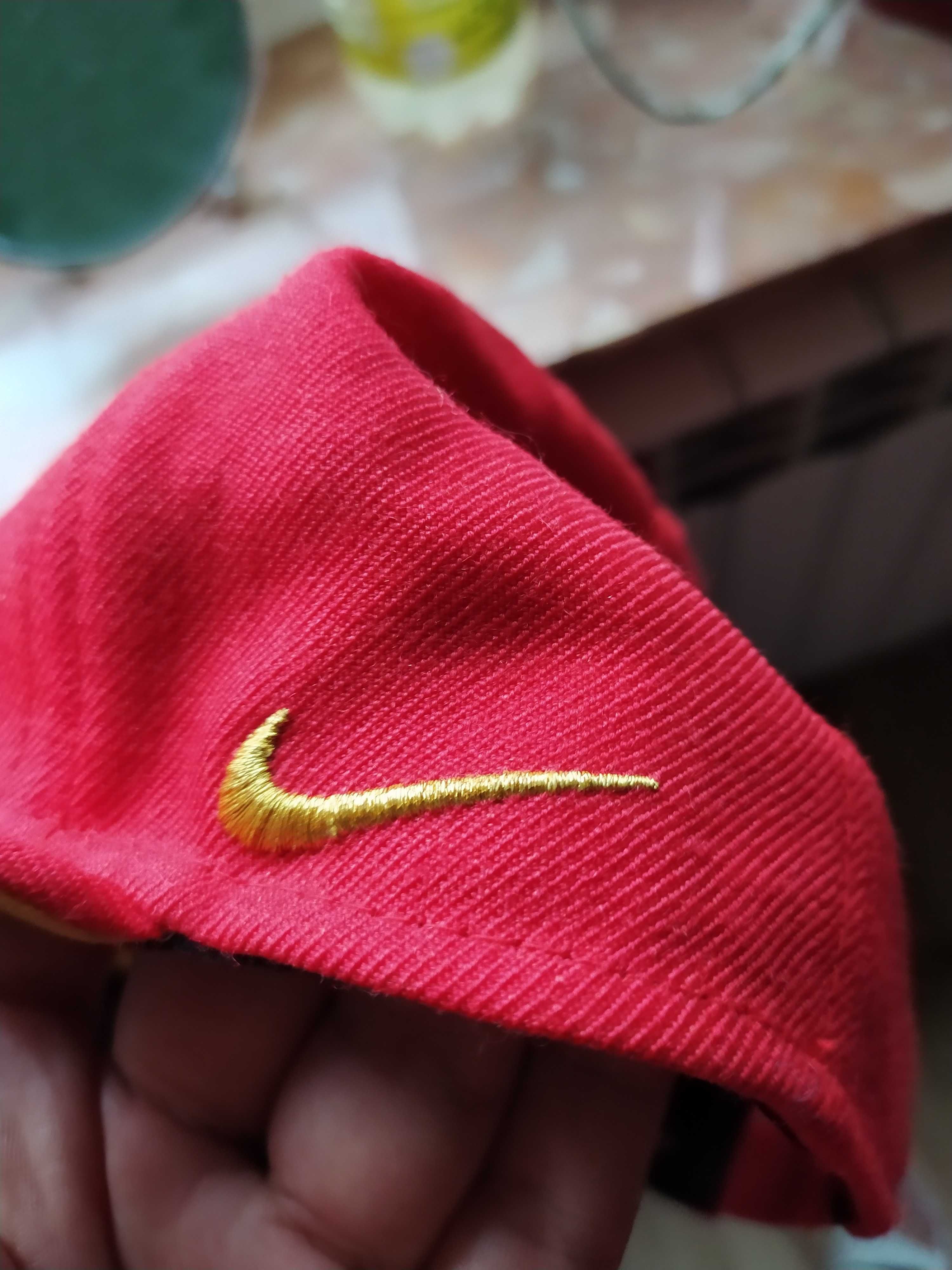 Czerwona Czapka z daszkiem Snapback Nike Hiszpania Swoosh Streetwear