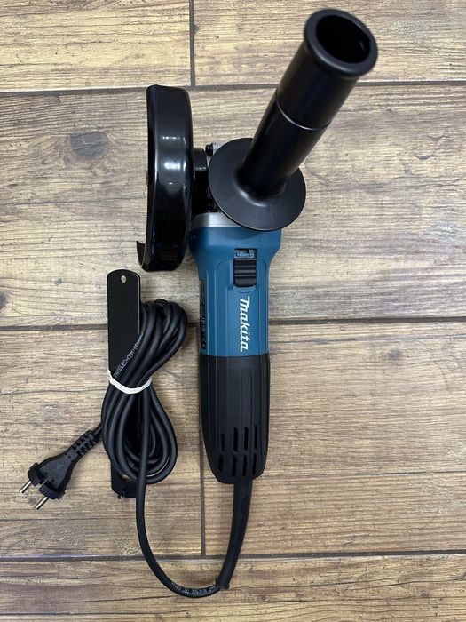 Szlifierka kątowa, sieciowa GA5030R (125mm 720W) Makita | 2023r.