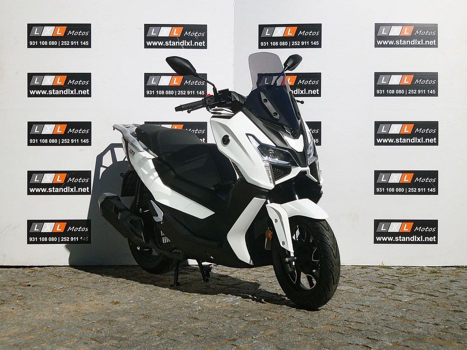 Voge SR1 125