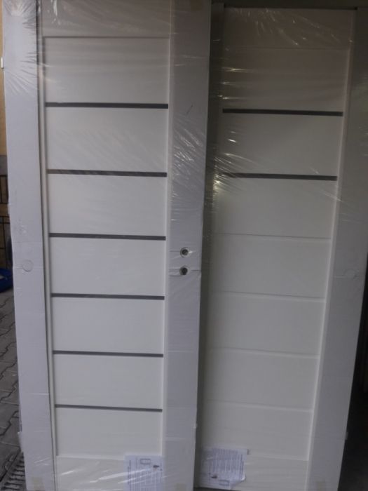 Drzwi wewnętrzne białe