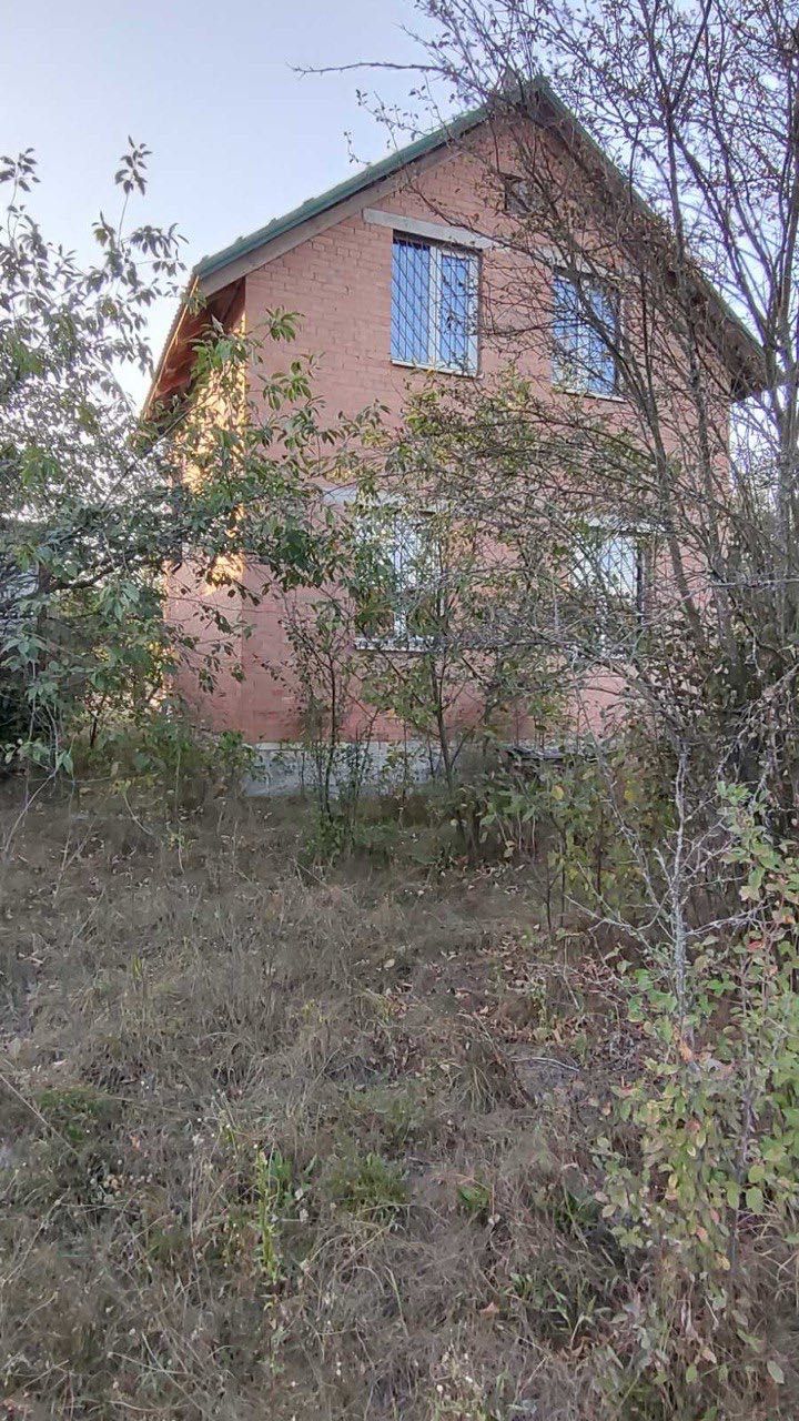 Продам будинок з ділянкою. Село Гавронщина, Київська вул.