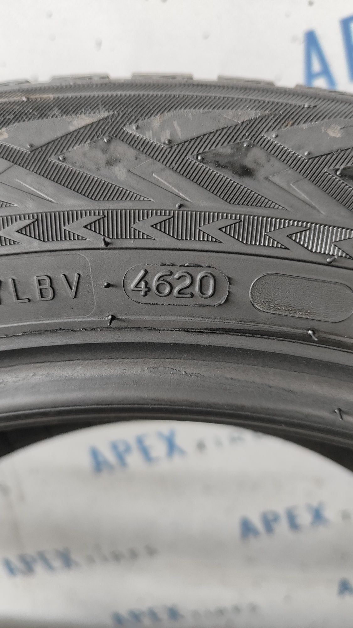 Шини Nokian зимові 235/50 R18 235*50 18 weather proof suv