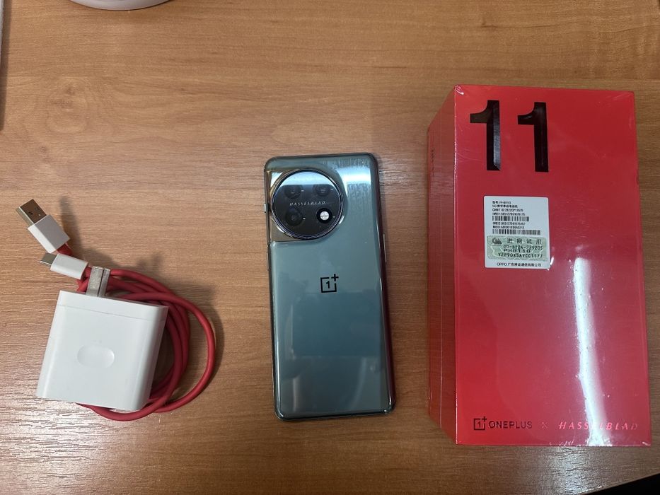 OnePlus 11 16/256 green