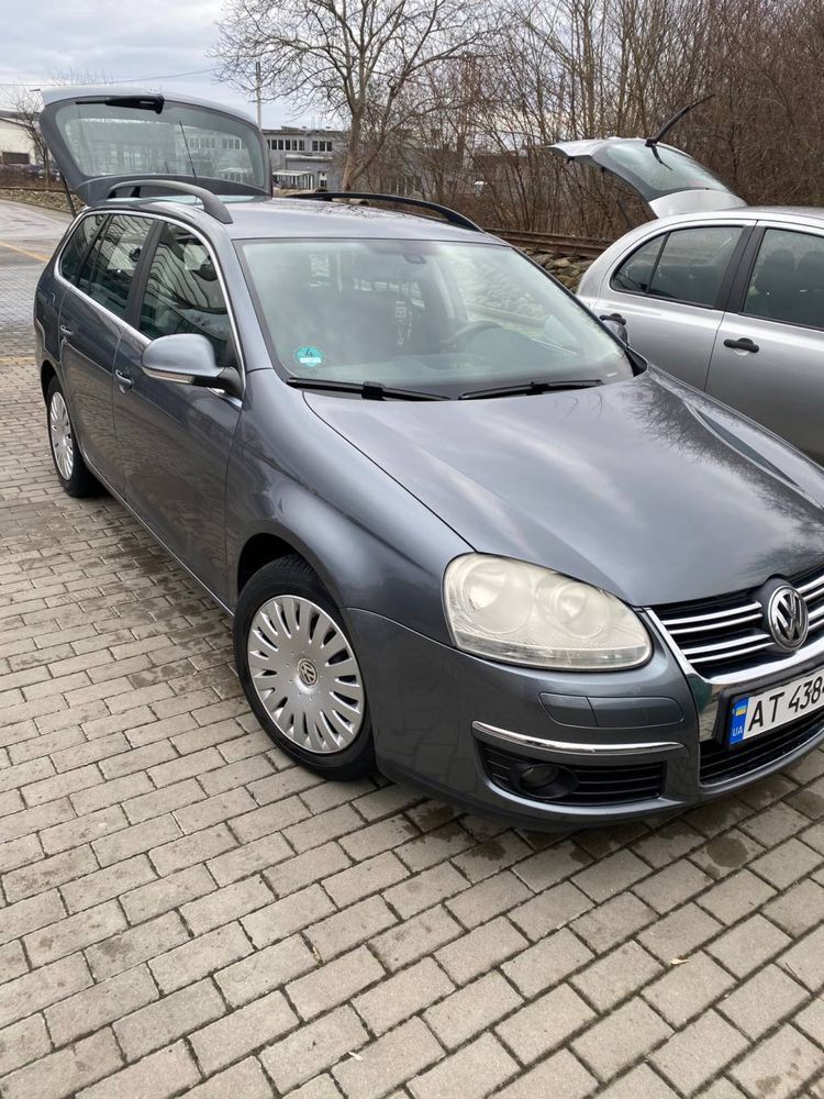 Продам авто Volkswagen Golf 5