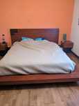 Cama King Size160x200cm  e mesas de cabeceira