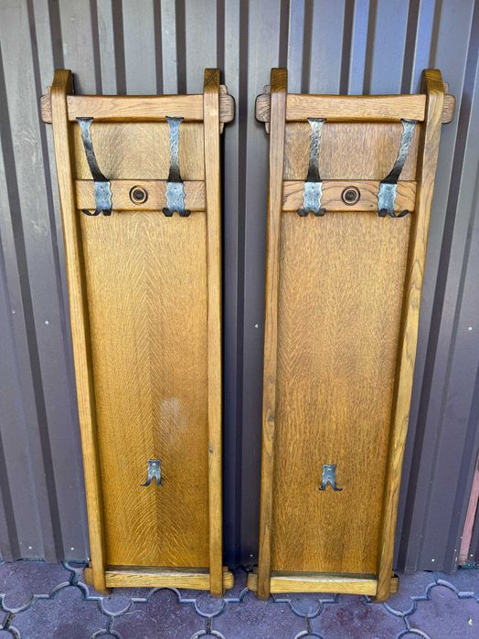 Wieszak stylowy dębowy deski ścienny wolnostojący gięty Fameg