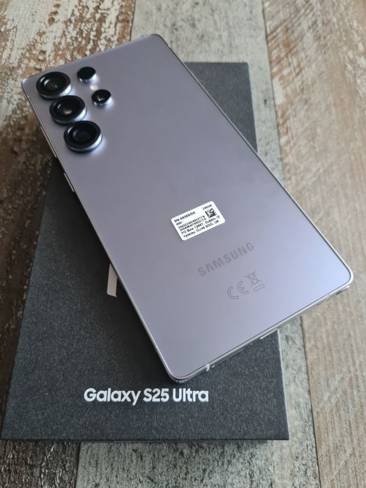 Nowy Samsung Galaxy S25 Ultra 256gb Titanium White Silver Gratisy