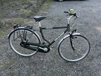 Sprzedam rower miejski Giant Trooper 7 biegow kola 28”