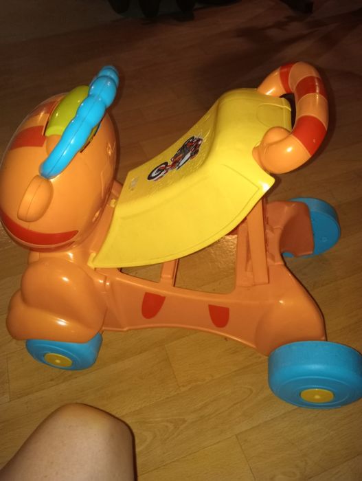 Fisher-Price, Tygrysek, chodzik-jeździk