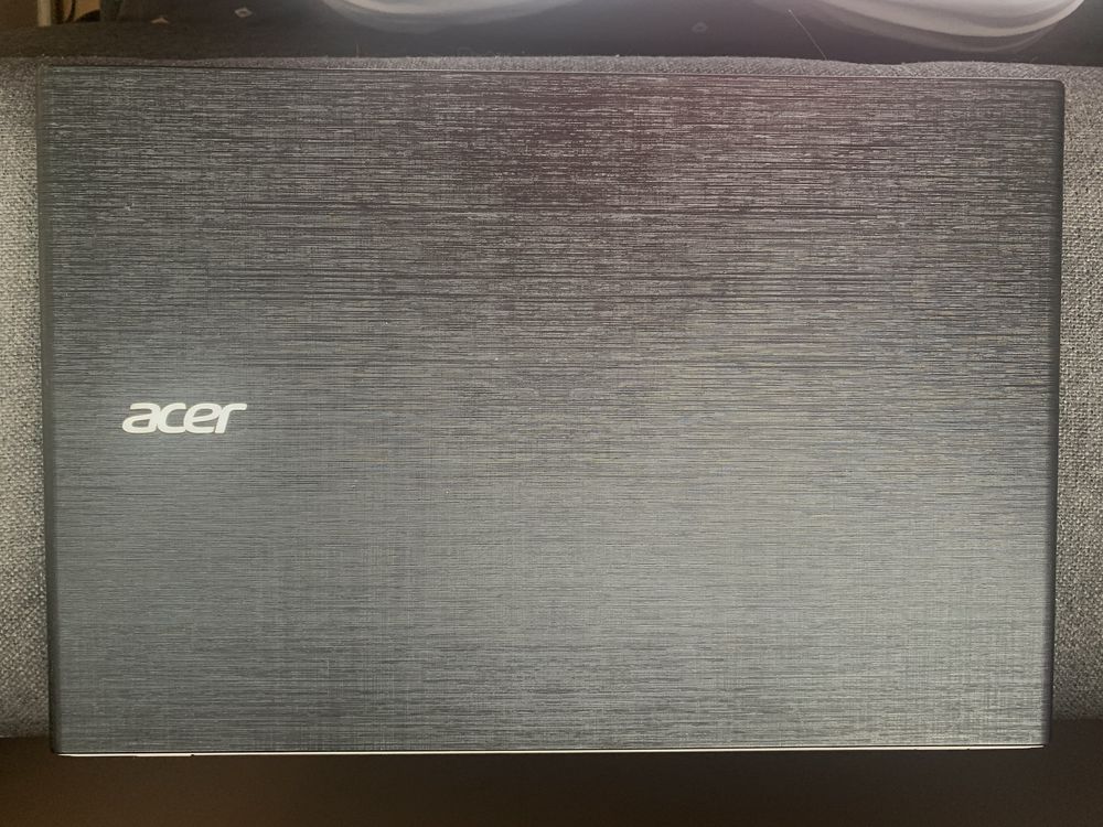 Laptop Acer e5-573