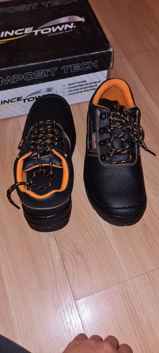 Sapatos biqueira de aço novos