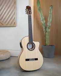 guitarra classica córdoba GK studio